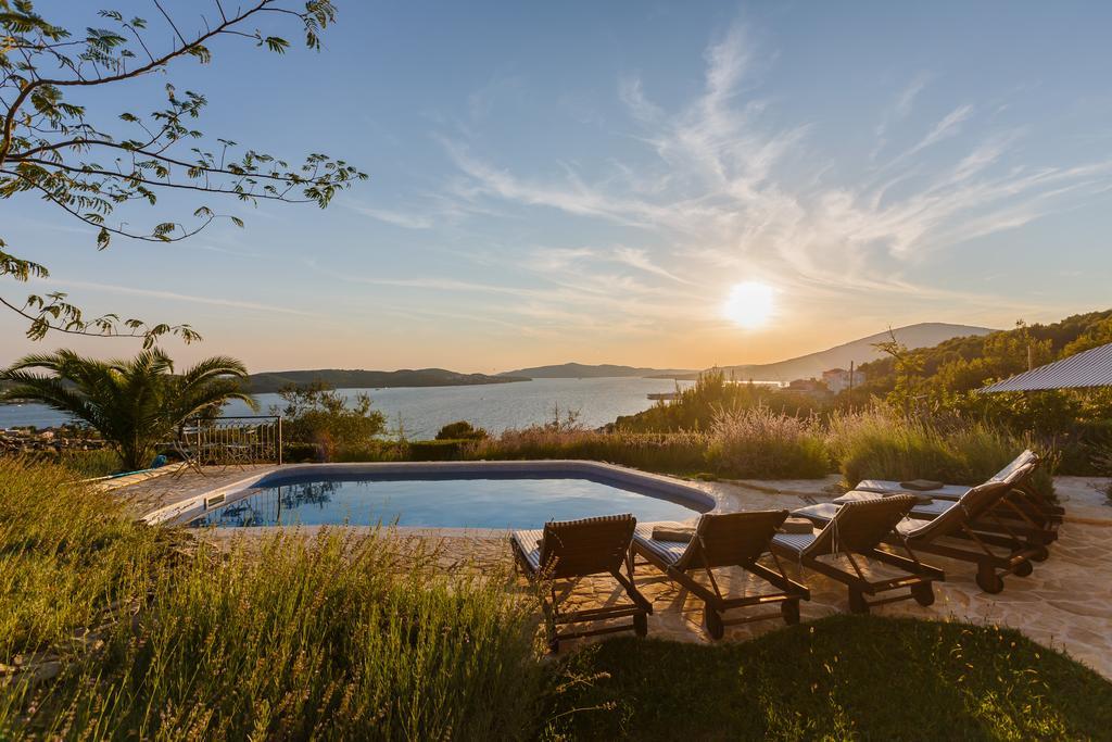 Villa Amarina Trogir Buitenkant foto